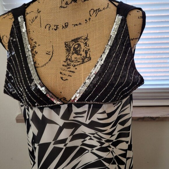 Authentic Icon Shattered Glass Tank Top - Picture 3 of 12